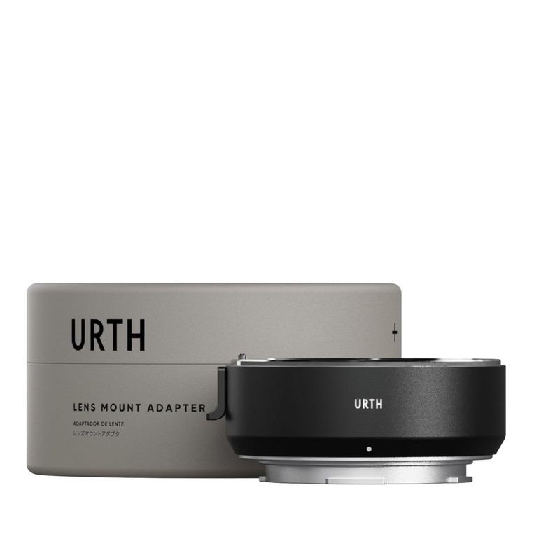 Urth Lens Mount Adapter for Canon (EF / EF-S) Lens to Leica L Camera Body