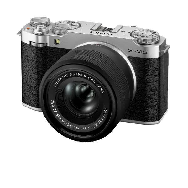 Fujifilm X-M5 + 15-45mm
