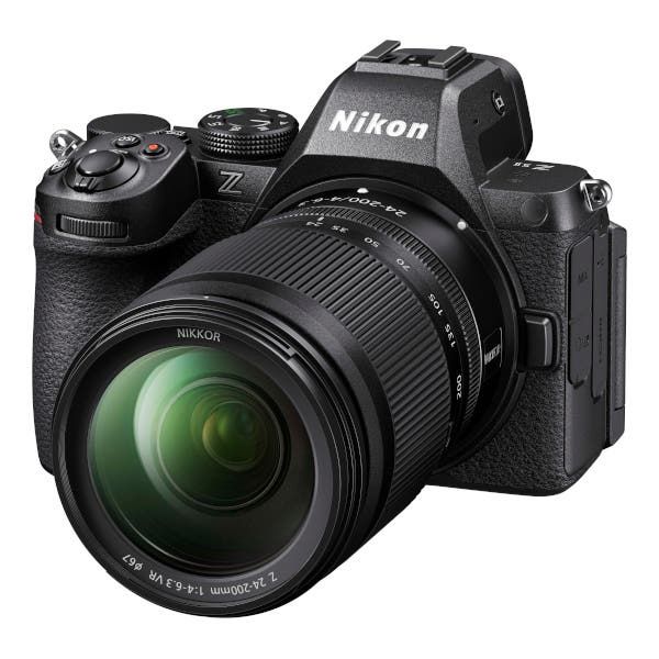 Nikon Z5II + 24-200mm VR Kit